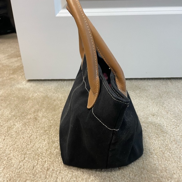 Handbags - Picture 5 of 6